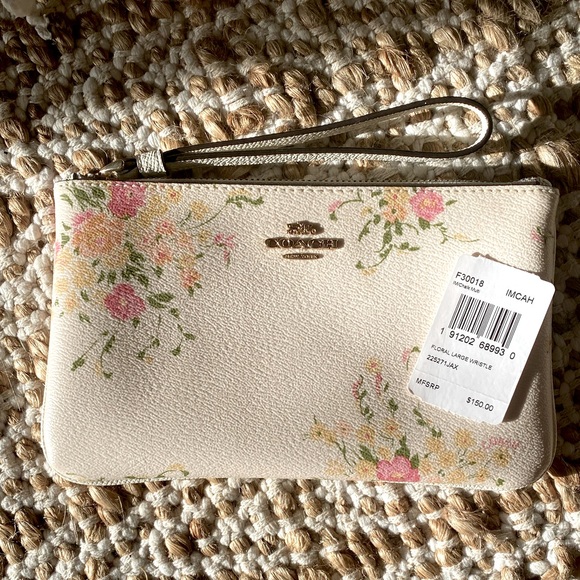 Large Floral Coach Wristlet never used - Picture 1 of 5